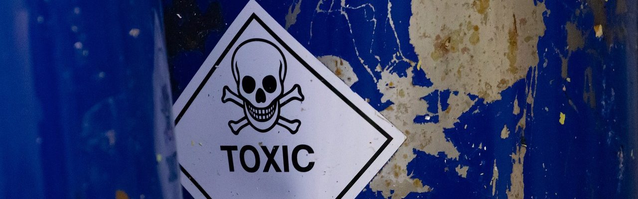 Das Ende toxischer Männlichkeit - toxic label 5928550 1280 - Themen-Radio